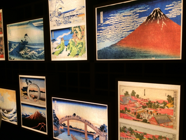 高級感のある絵画は空間の雰囲気にあったものを